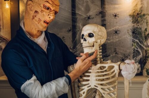 Complete Guide to the Bones Cast: Actors & Characters Explained